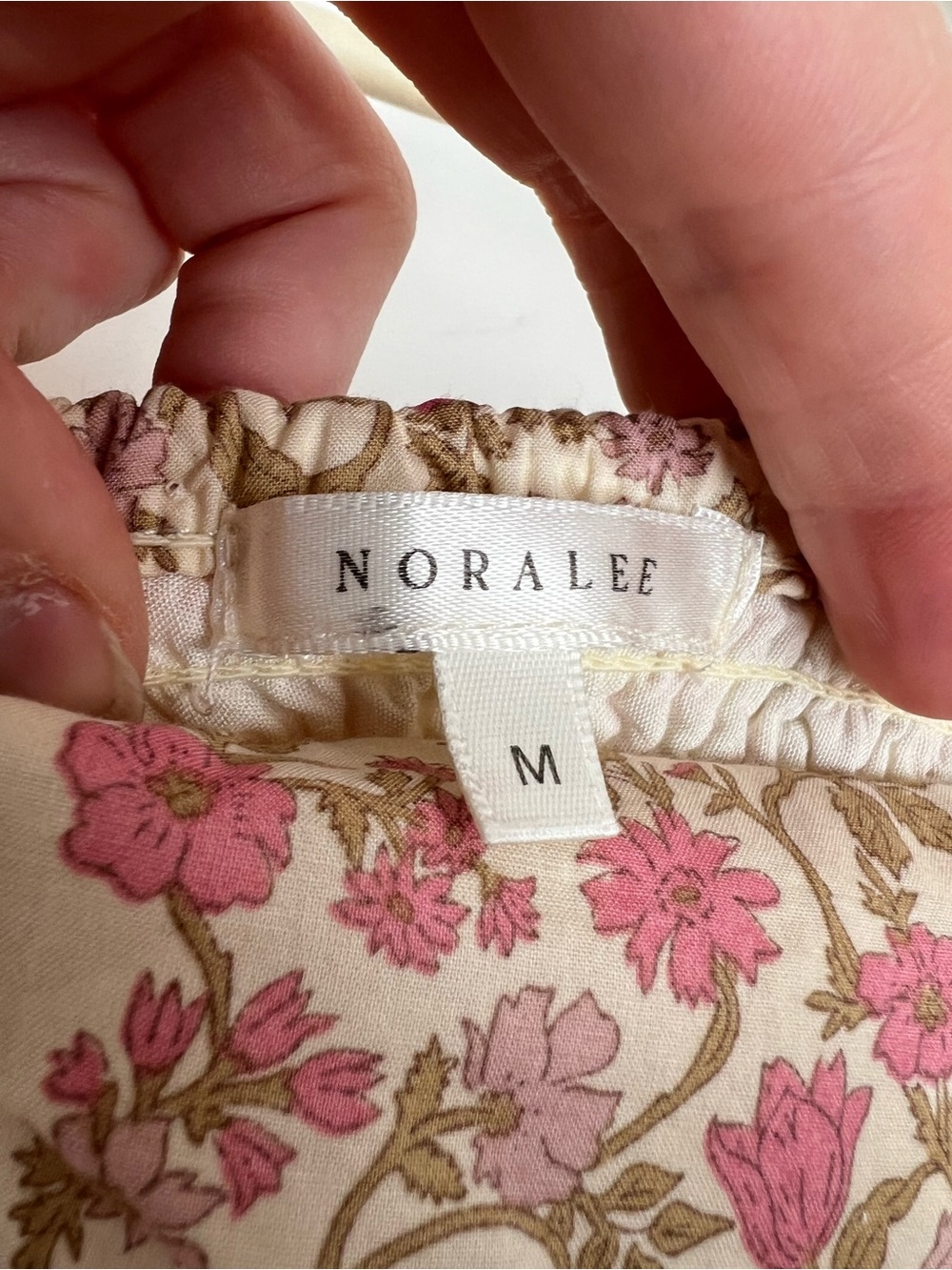 Smocked Square-Neck Puff Sleeve Dress in Pink Floral - Picture 3 of 4